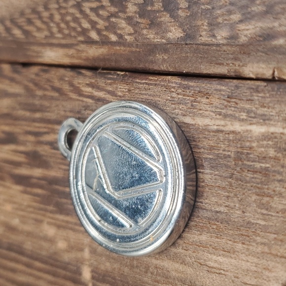 Initial K pendant - Picture 2 of 2